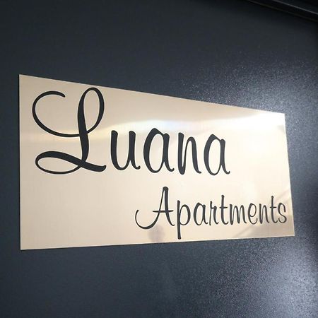 אוטופן Luana Airport Apartments #4 מראה חיצוני תמונה