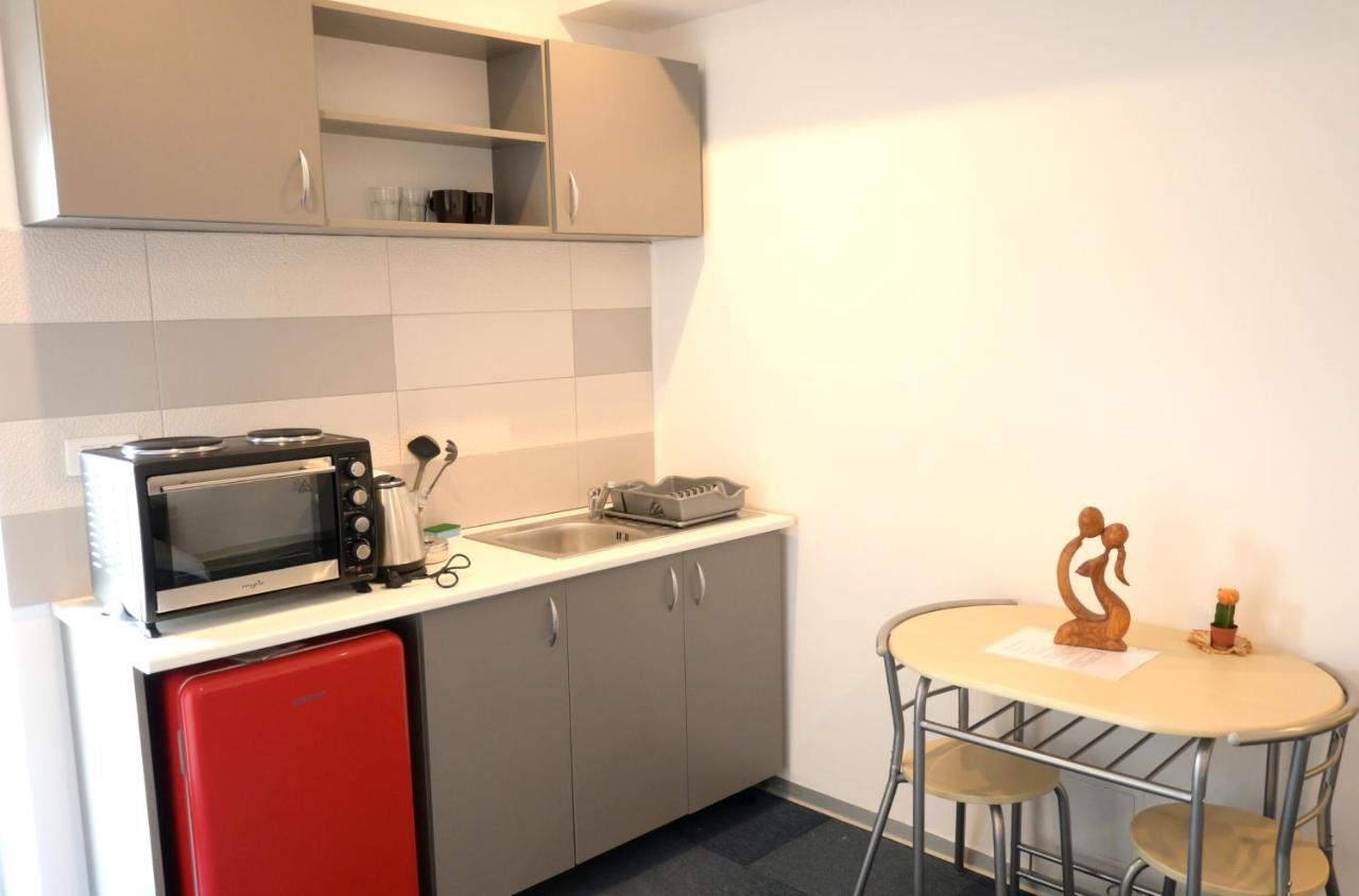 אוטופן Luana Airport Apartments #4 מראה חיצוני תמונה